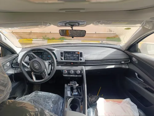 Hyundai ELANTRA 2025 Full option