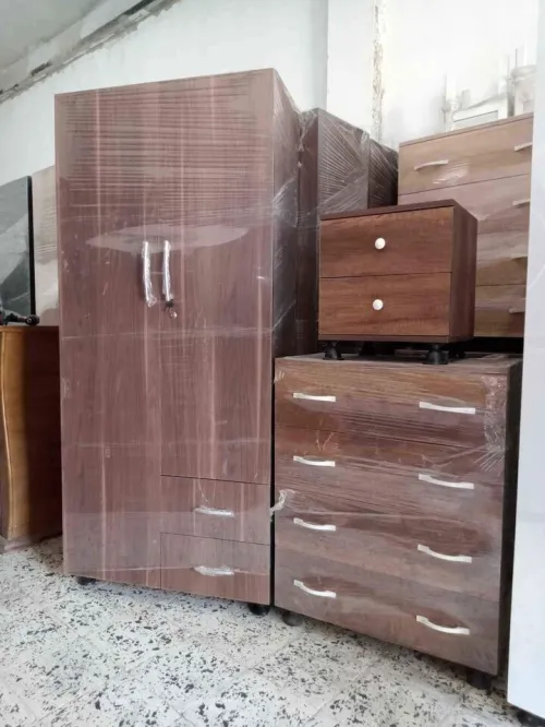 armoire / chambre / commode / rangement