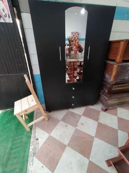 armoire / chambre / commode / rangement