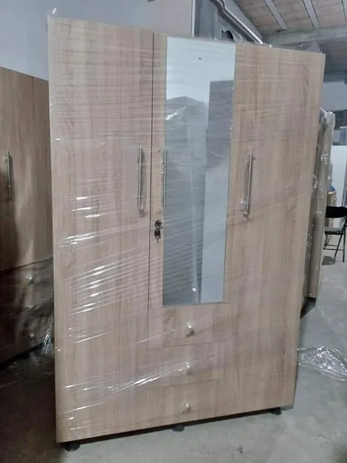 armoire / chambre / commode / rangement