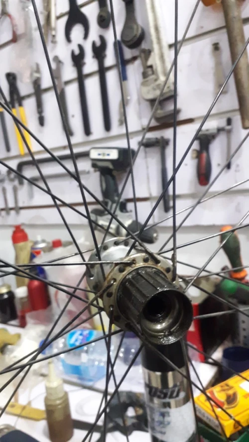 Reparation et Pieces velo originales 
