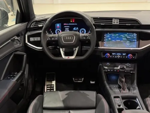 Audi Q3 2023 S line