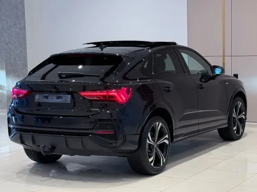 Audi Q3 2023 S line