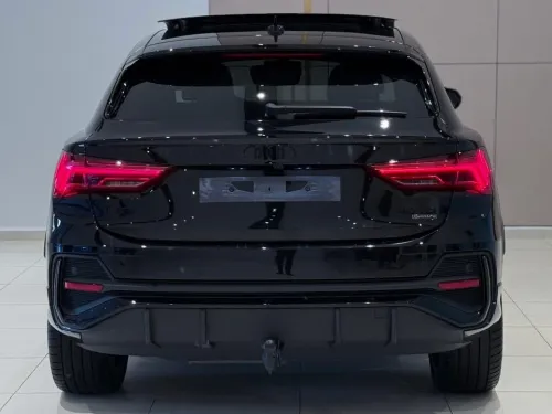 Audi Q3 2023 S line