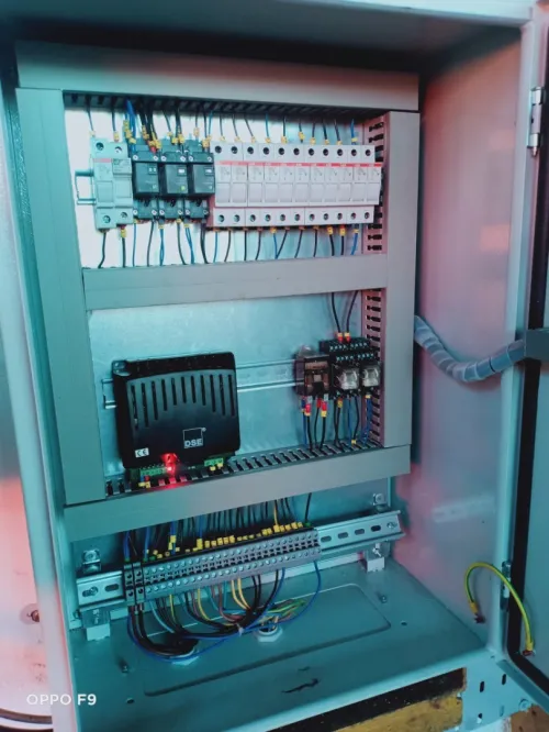 Armoire commandes et contrôle automatique de groupes électrogènes