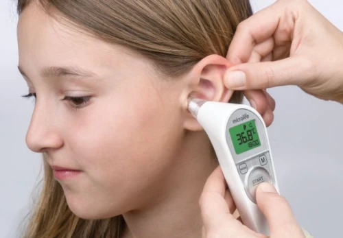 Thermomètre auriculaire  MICROLIFE IR 200