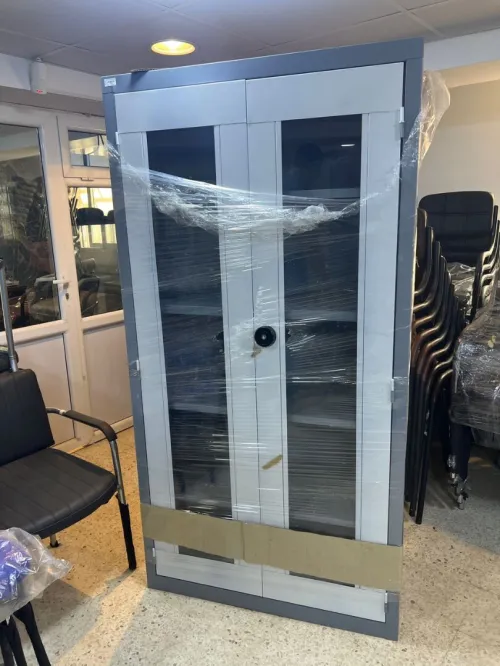 Vestiare métallique 2 portes vitrée bonne qualité