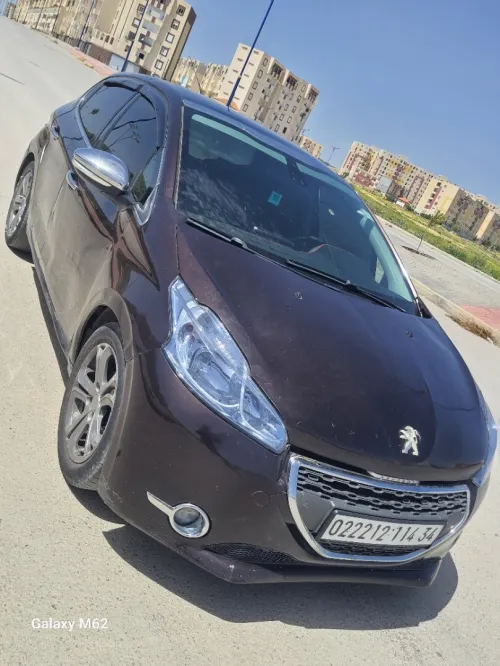 Peugeot 208 2014 Allure
