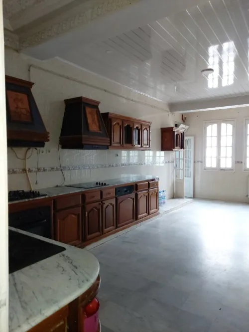 Location Niveau De Villa F6 Jijel Jijel