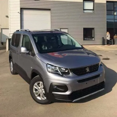 location mini van bus transport vip Délégation évènements 