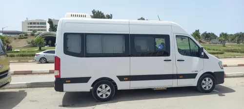 location mini van bus transport vip Délégation évènements 