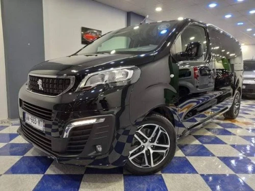 location mini van bus transport vip Délégation évènements 