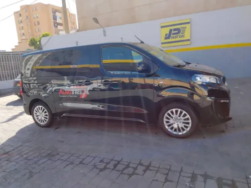 location mini van bus transport vip Délégation évènements 