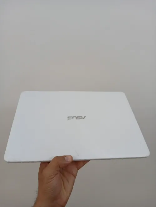 ASUS X302LJ Intel I3-5005U RAM 8GB HDD 1TO