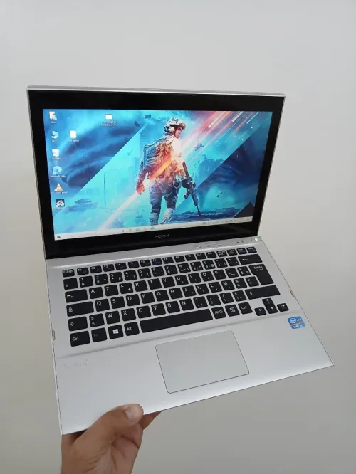 Sony Ecran Tactile i5 3337U RAM 8GB