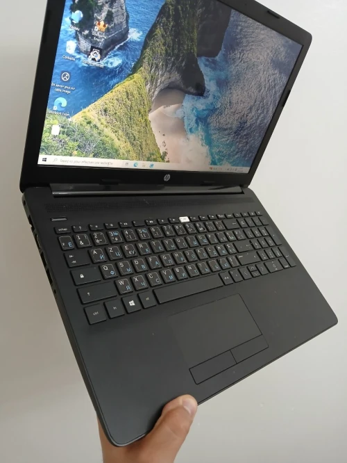 HP LAPTOP 15 AMD A6-9225 7eme Generation RAM 8GB HDD 1TO