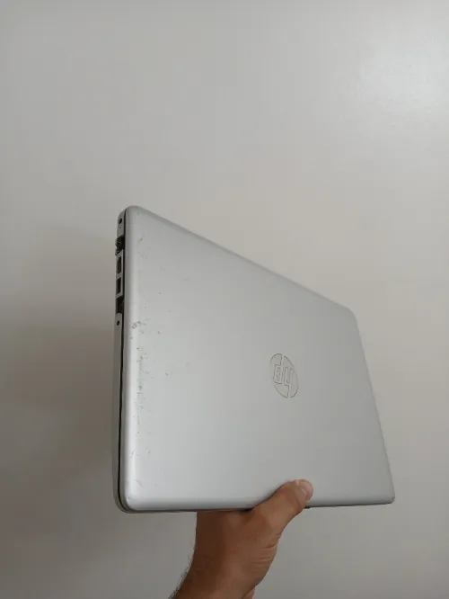 HP LAPTOP 15 AMD A9-9425 7eme Generation RAM 8GB HDD 1TO