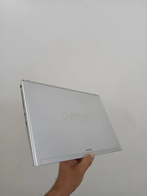 Sony Ecran Tactile i5 3337U RAM 8GB