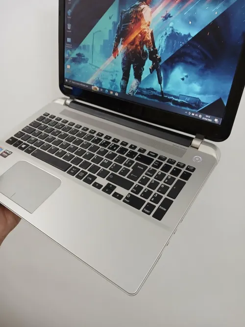 Toshiba Satellite S50-B I7 4510U RAM 8GB AMD RADEON R7 M260 2GB