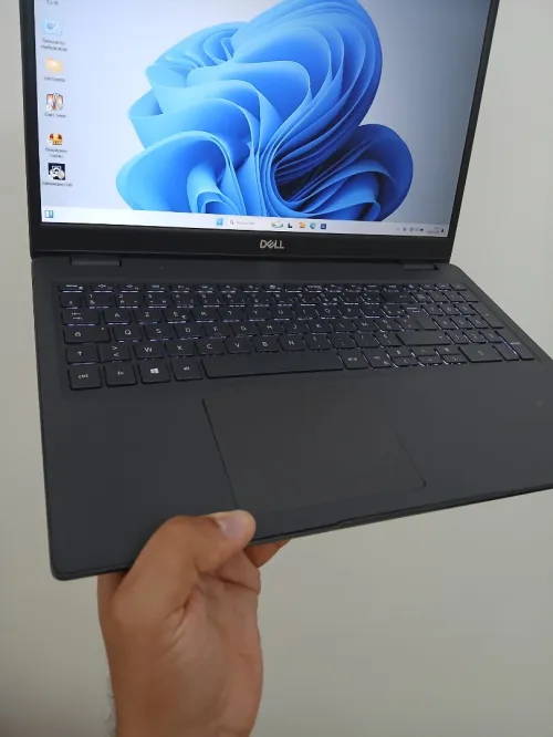 Dell latitude 3510 I3-10110U RAM 8GB SSD 256GB