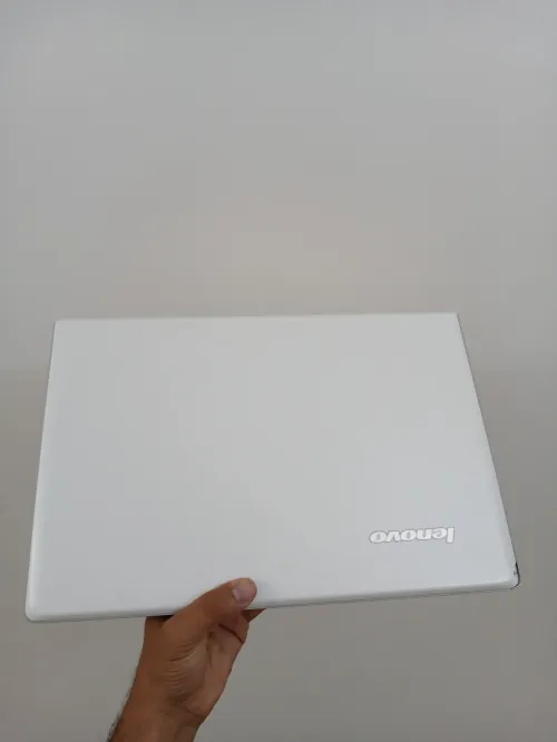 Lenovo ideapad 500-15ISK I7 6500U AMD Radeon R7 M360 RAM 8GB