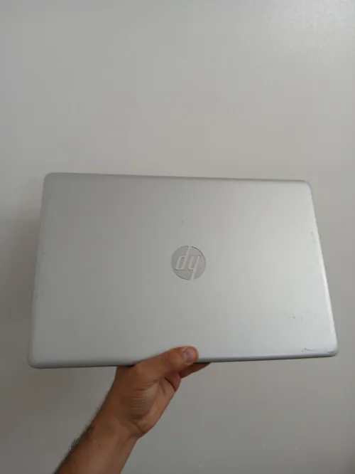 HP LAPTOP 15 AMD A9-9425 7eme Generation RAM 8GB HDD 1TO
