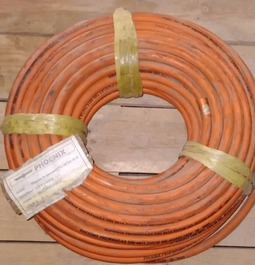 Lot de tuyaux made in germany PHOENIX a un prix tres intéressant