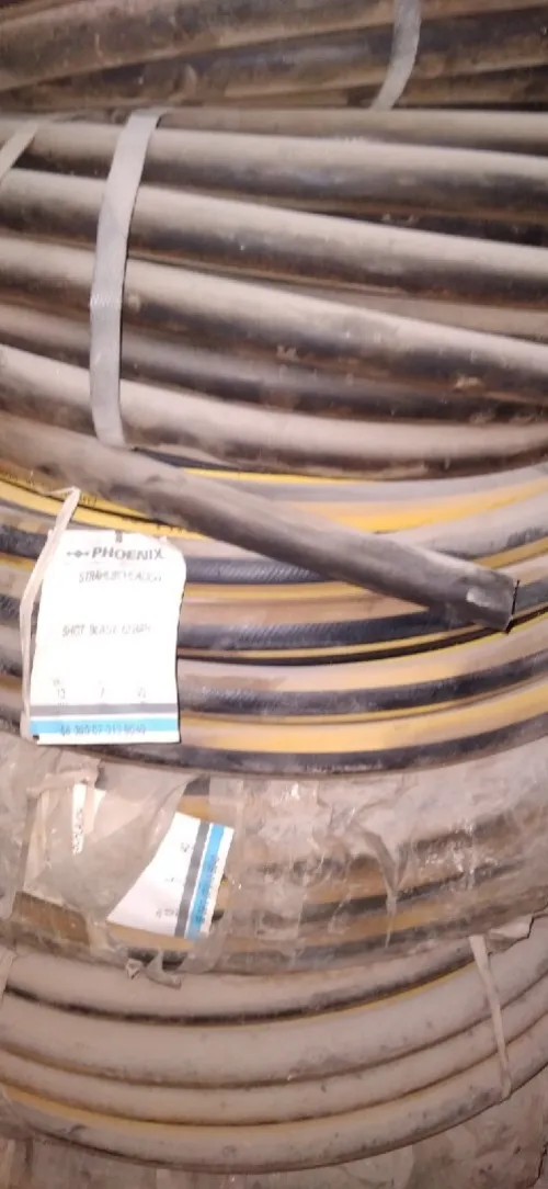 Lot de tuyaux made in germany PHOENIX a un prix tres intéressant