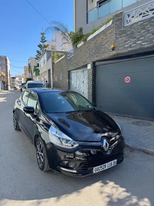 Renault Clio 4 2018 Limited 1