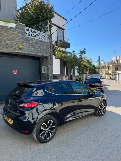 Renault Clio 4 2018 Limited 1