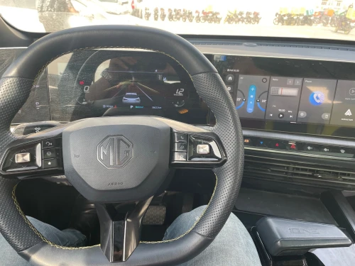MG One 2025 