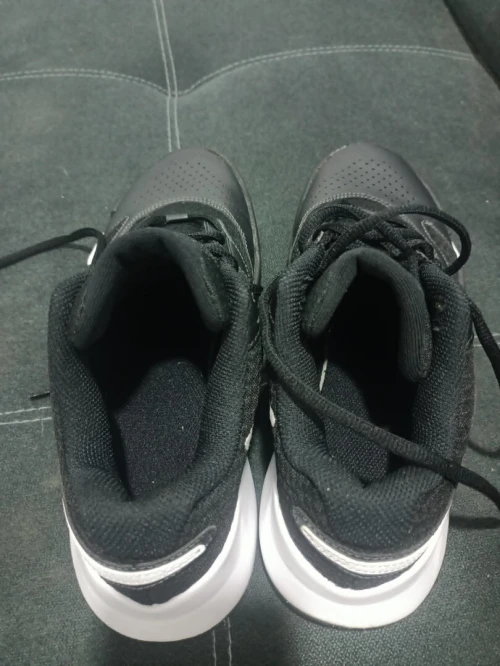 chaussures NIKE