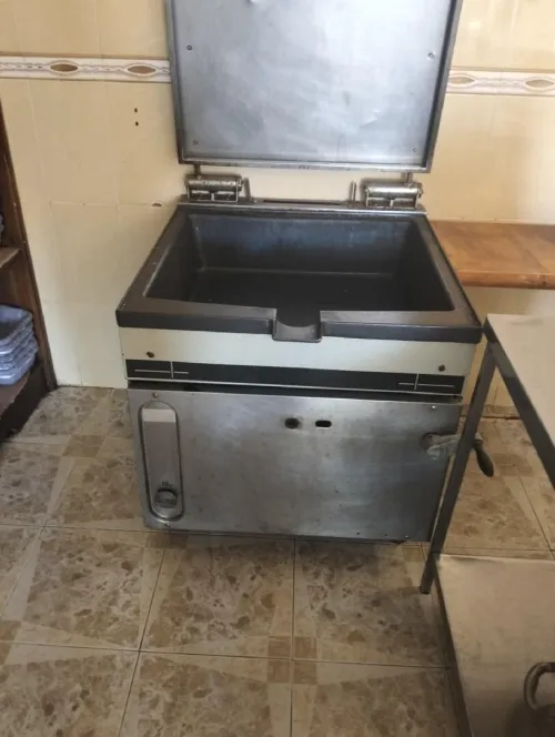 Sauteuse industrielle 