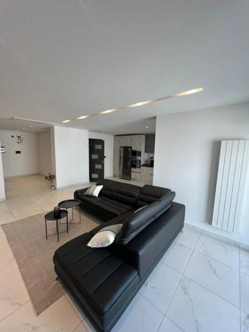 Location Appartement F4 Alger Dely brahim