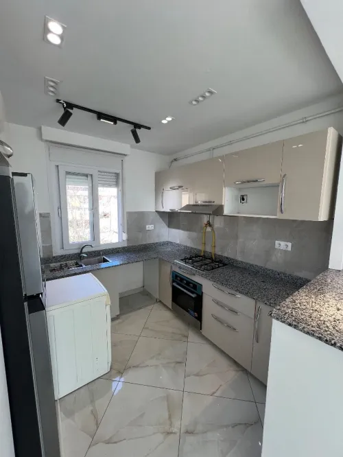 Location Appartement Niveau de villa F3 Alger Hydra