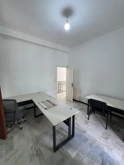 Location Appartement Niveau de villa F5 Alger El biar