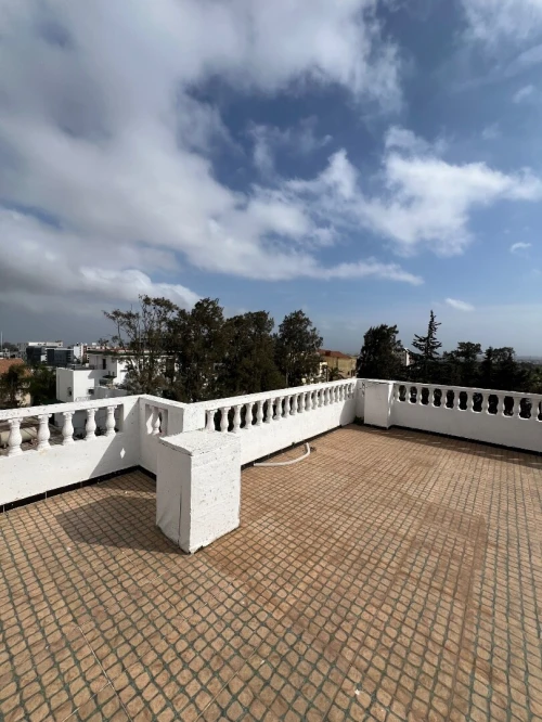 Location Appartement Niveau de villa F5 Alger Ben aknoun