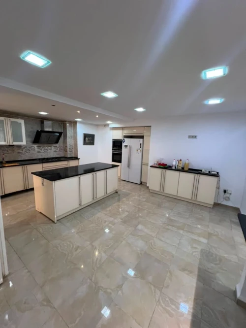 Location Appartement F4 Alger Hydra 13