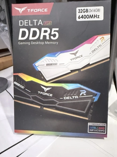 TEAMGROUP T-Force Delta RGB DDR5 32GB (2x16GB) 6400MHz CL38