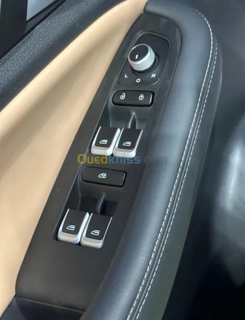 Geely X6 Pro  2025 