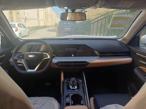 Geely X6 Pro  2025 Luxury 