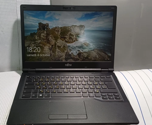 Fujitsu i5 8eme 32G / 1TB NVMe