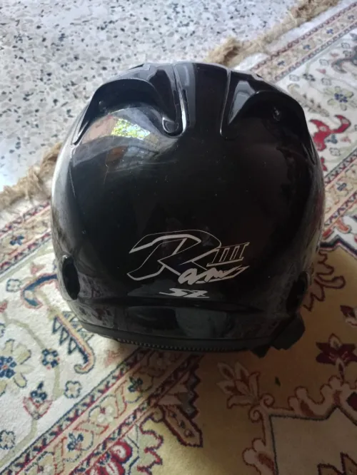Casque moto avec bluetooth intégré