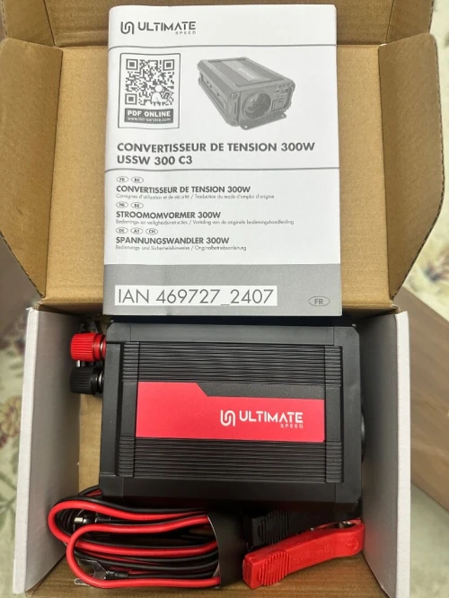 Convertisseur de tension 12V vers 220V 300W