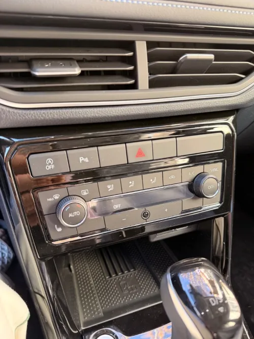 Volkswagen Tharu 2025 XR