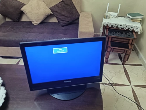 تلفاز 22 بوصة