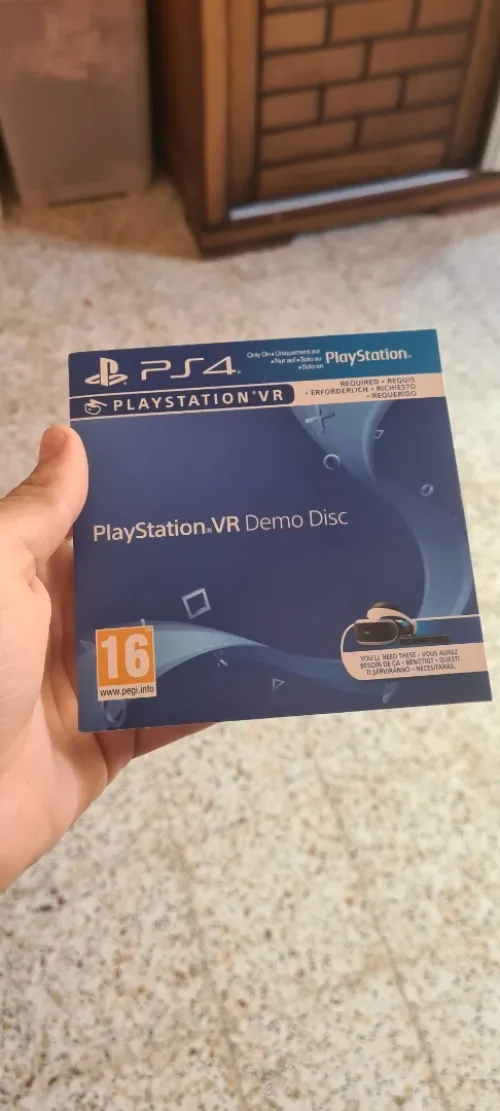 VR ps4 + accessories