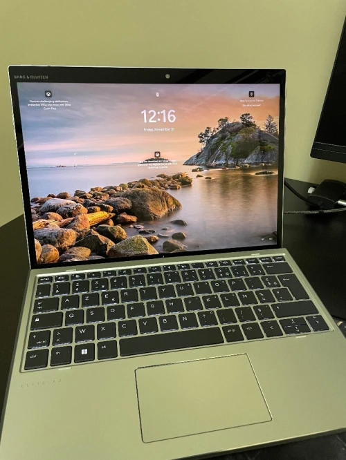 HP Elite X2 G8 i5 1145G7 16G 512 SSD 13" FHD Tactile Détachable