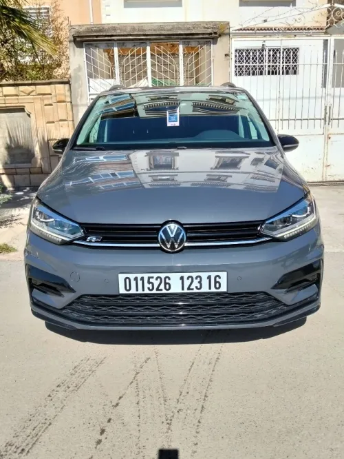 Volkswagen Touran 2023 R line