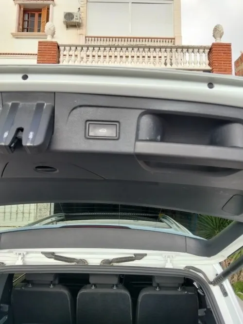 Volkswagen Touran 2023 R line